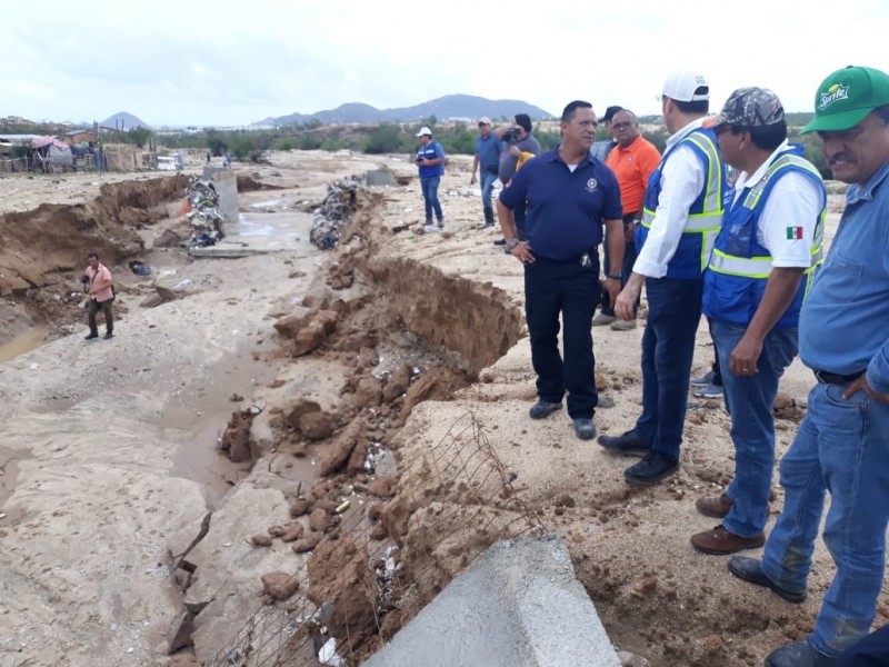 Autoridades recorren zonas afectadas