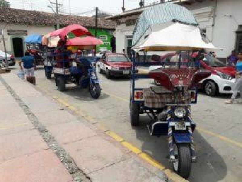 Autoridades solicitan sanitización del transporte público: San Blas Atempa