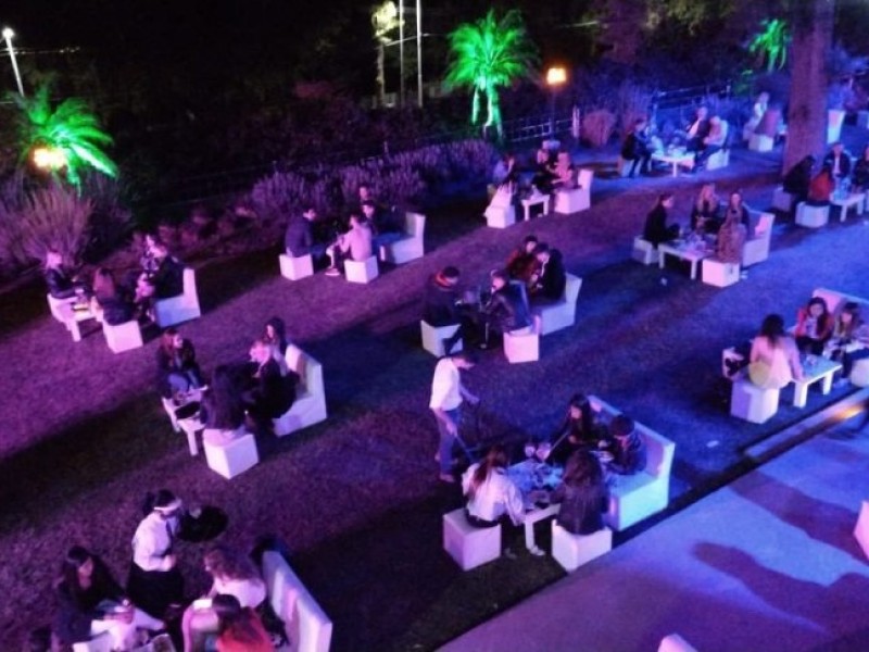 Autorizan eventos al aire libre con aforo del 20%