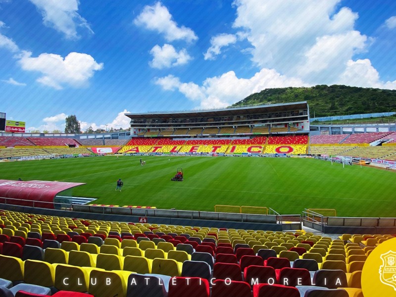 Autorizan regreso de público al estadio Morelos