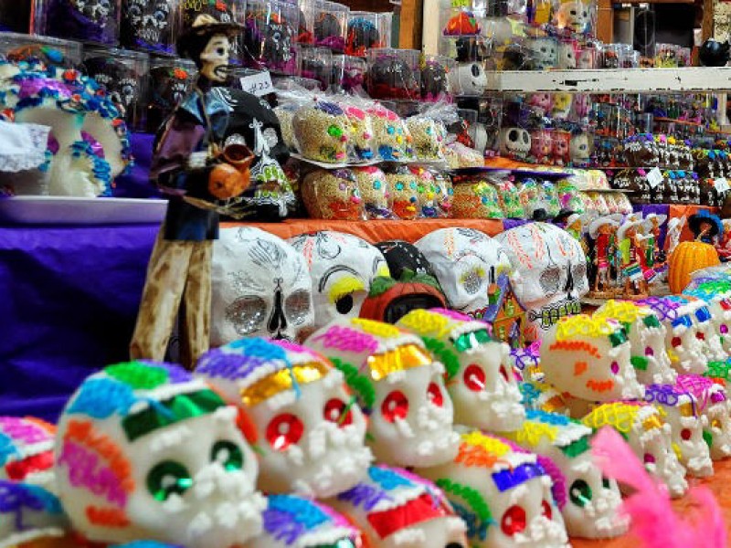 Autorizan tianguis del día de muertos