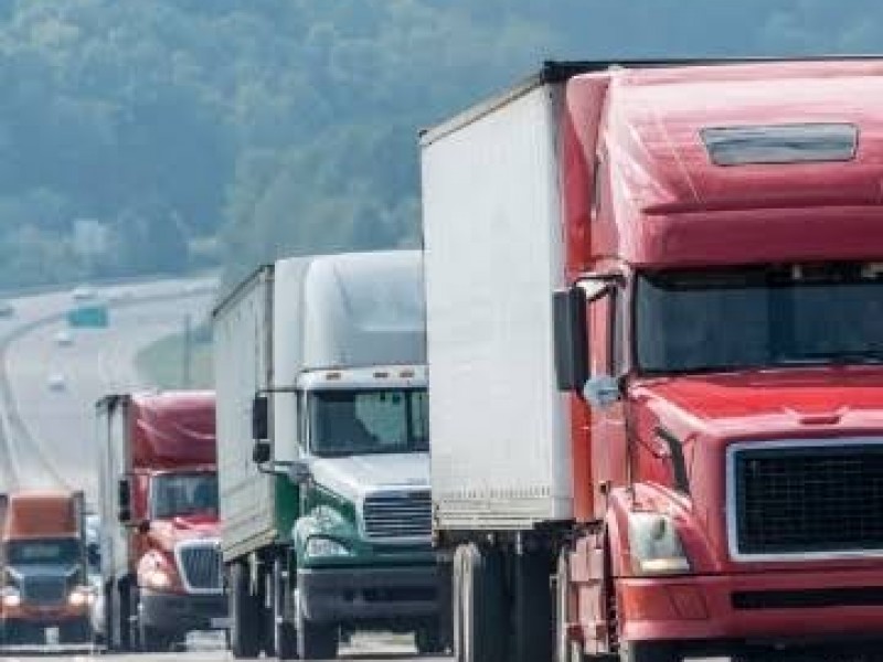 Autotransporte de carga en Guanajuato impactando por inseguridad y amenazas fiscales