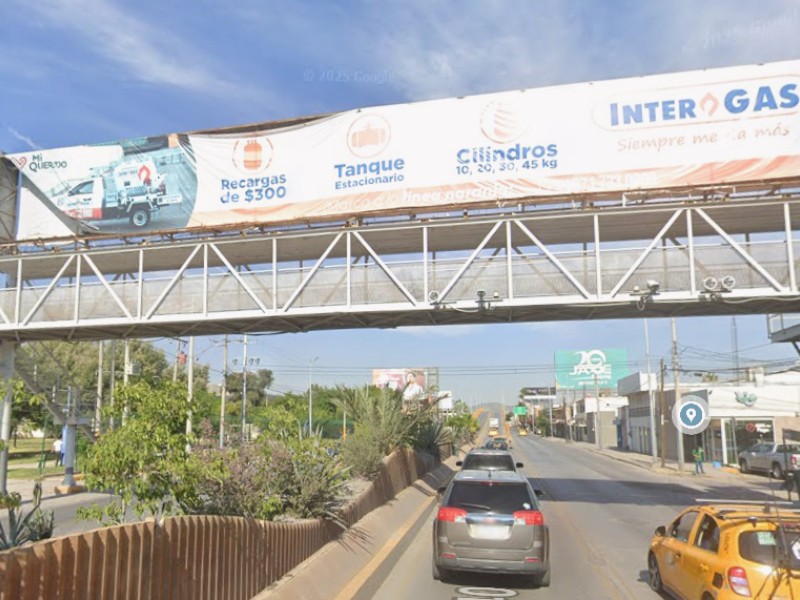 Auxilian a hombre en crisis emocional y agente resulta lesionada accidentalmente