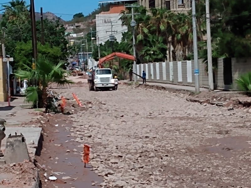 Avanza 45% rehabilitación de avenida VI