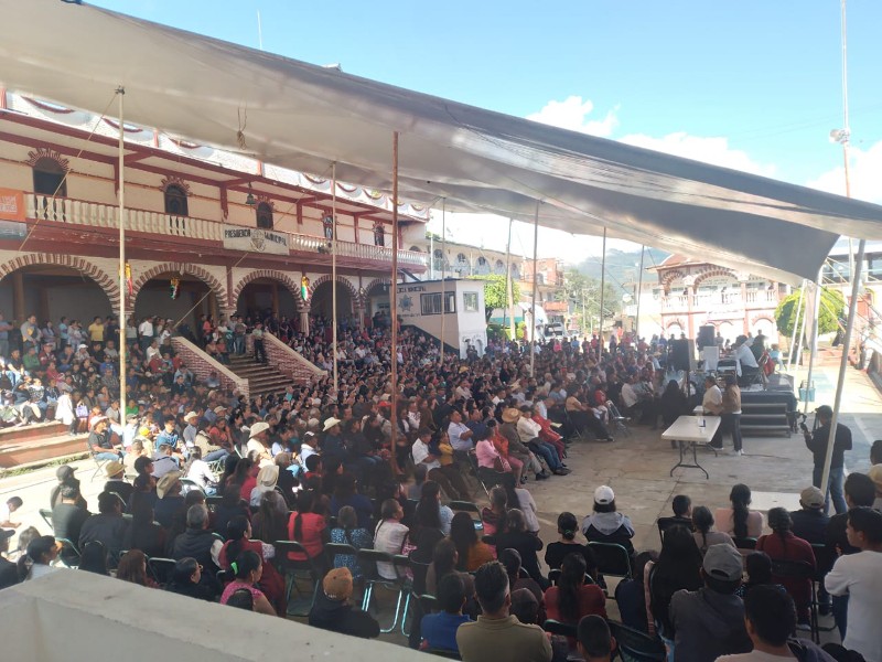 Avanza al 50% renovación de autoridades por Sistemas Normativos Internos en Oaxaca