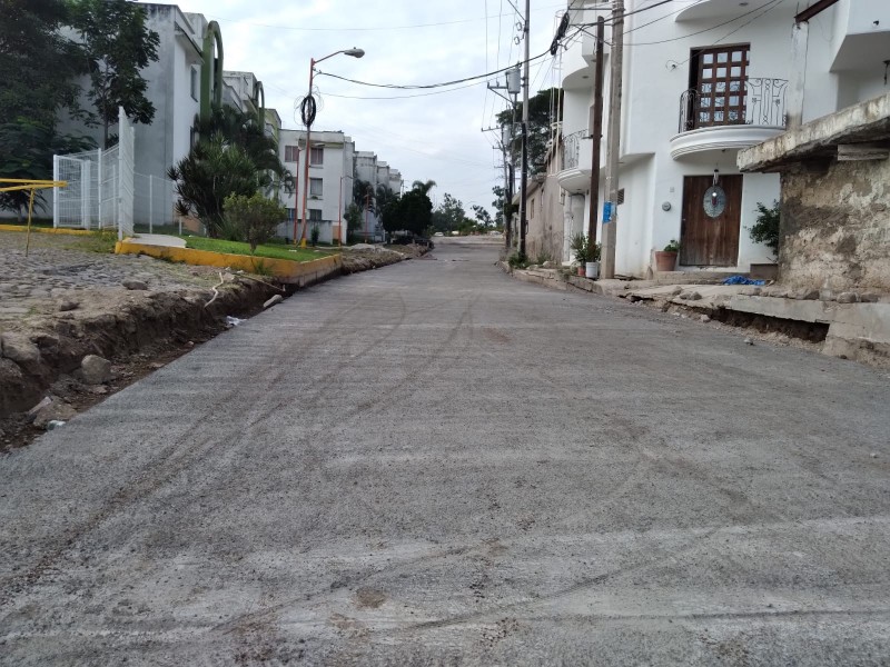 Avanza del 70% en obra de calle Prolongación Ahuacatlán
