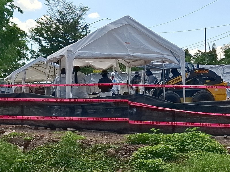 Avanza excavación forense en el panteón de la 21 de Marzo