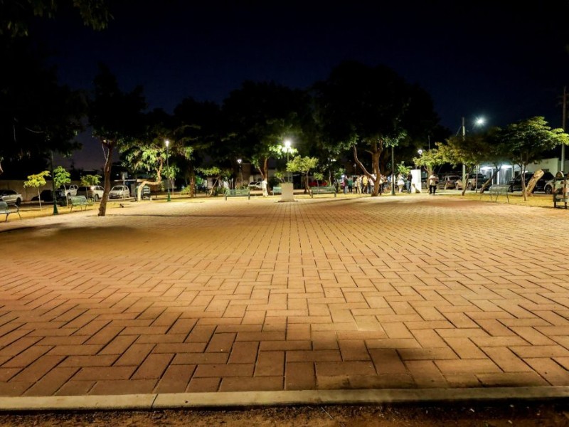 Avanza instalación de alumbrado en 140 plazas de Ciudad Obregón