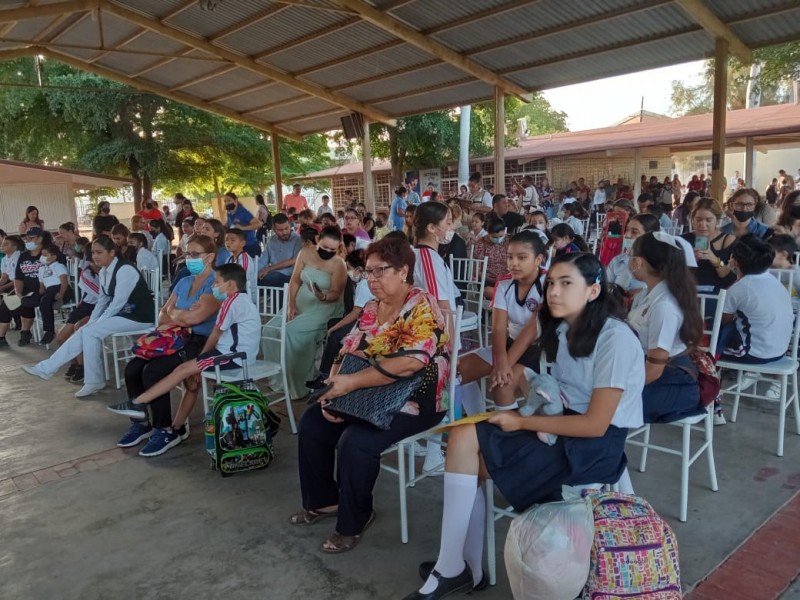 Avanza jornada de vacunación en escuelas públicas de Ahome