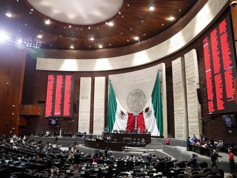 Avanza Ley Aduanera, la aprueban en lo general