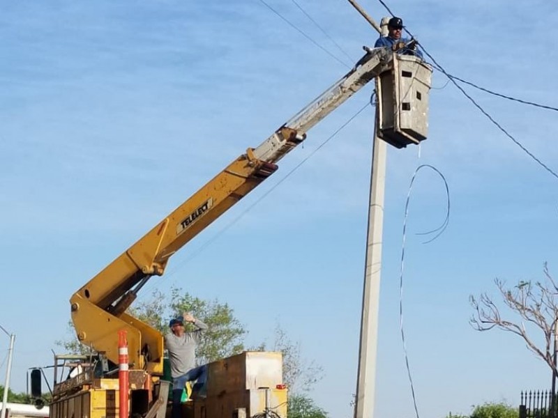 Avanza Obras Públicas con rehabilitación de luminarias