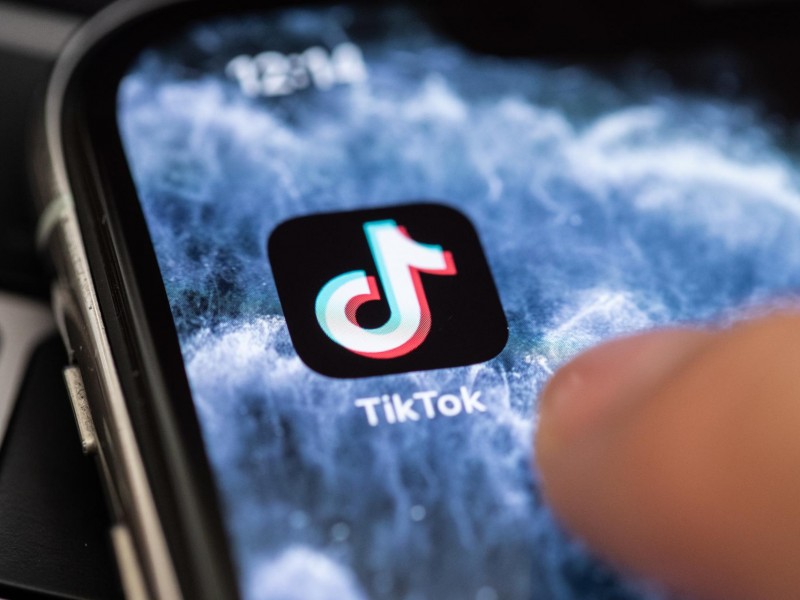 Avanza proyecto para prohibir TikTok en EE.UU.