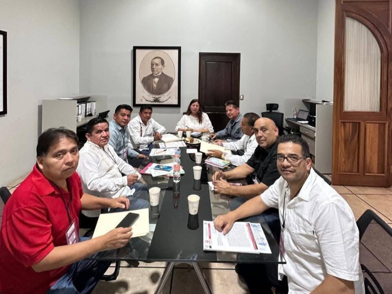 Avanza proyecto para reconstruir puente entre Salina Cruz y San Pedro Huilotepec