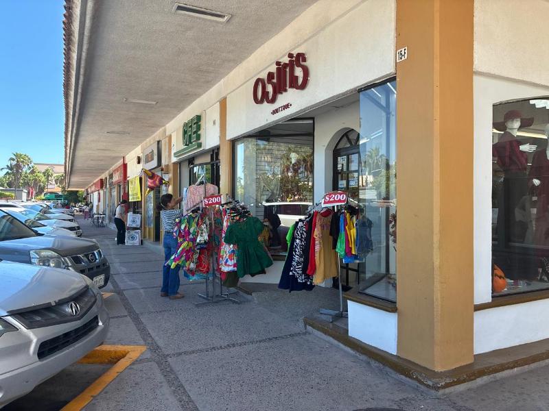 Avanza reactivación de Plaza Fiesta Las Palmas; sumará 20 comercios abiertos
