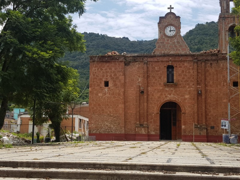 Avanza reconstrucción de Iglesia dañada por sismo 