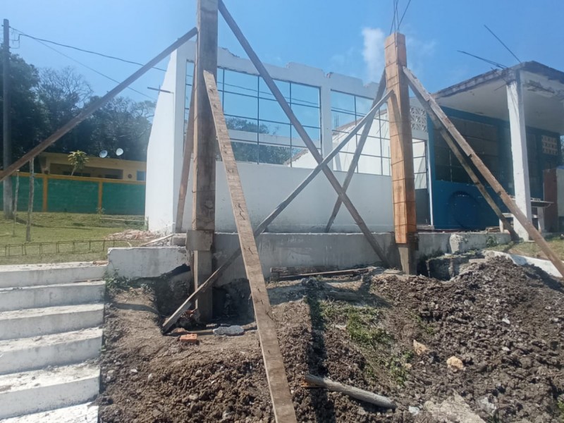 Avanza rehabilitación del Museo de Sitio en Tumilco