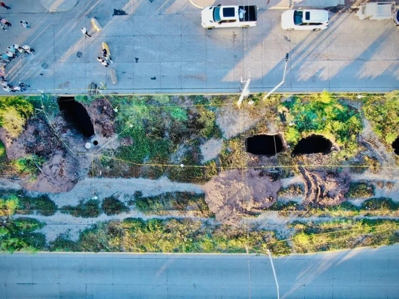 Avanza reparación de socavones en colector Centenario