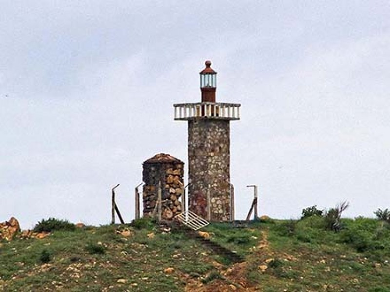 Trabajan en andador turístico en Ensenada La Ventosa