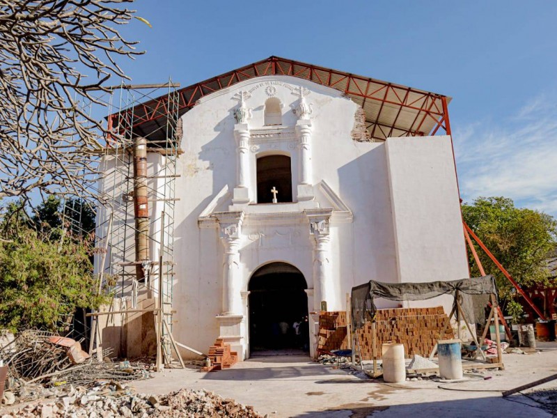 Avanza restauración del templo de San Vicente Ferrer en Juchitán
