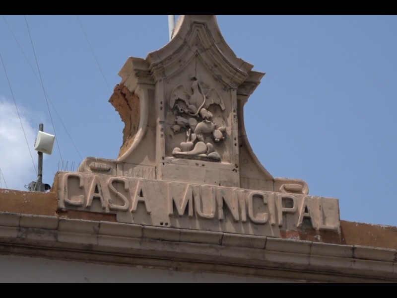 Avanza revisión de reglamentos municipales