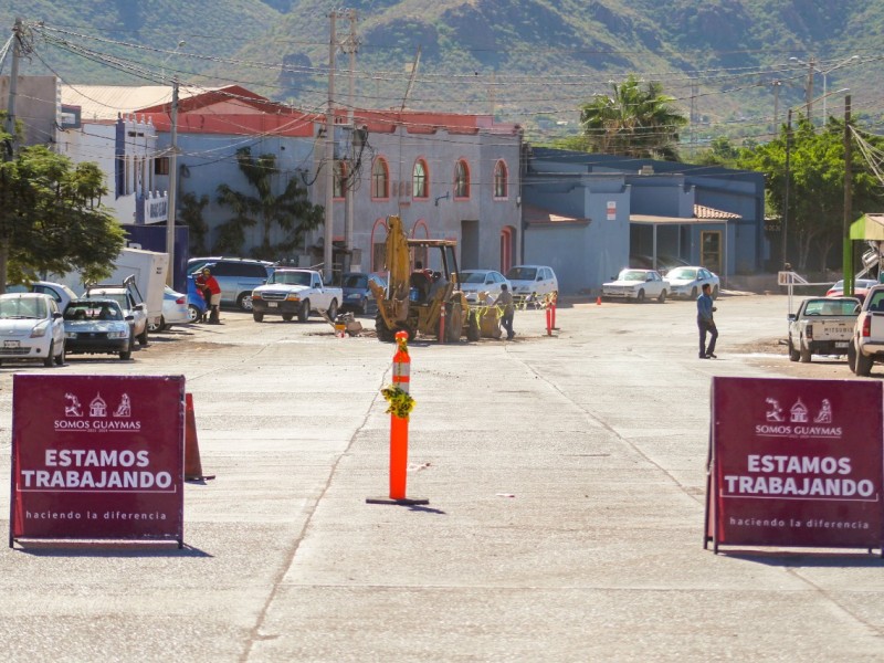 Avanzan trabajos de bacheo en bulevar Benito Juárez