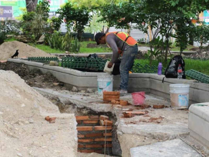 Avanzan trabajos de rehabilitación del Parque de la Marimba
