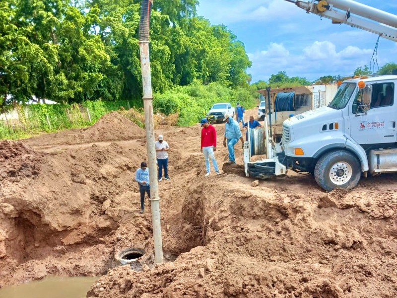Avanzan trabajos de reparación de drenaje en La Constancia
