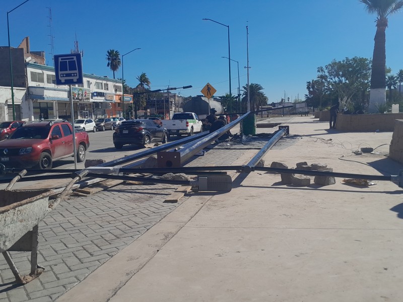 Avanzan trabajos en la obra de la plaza 3 presidentes