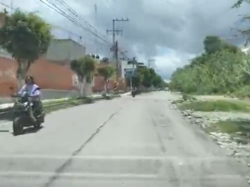 Avenida de la Juventud de las más peligrosas y más deteriorada