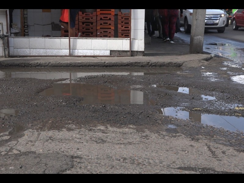 Avenida del Trabajo, con necesidad de reparaciones