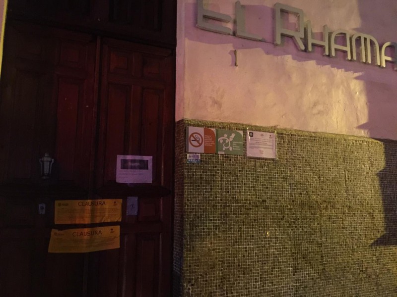 Ayuntamiento clausura bar por no acatar medidas sanitarias por coronavirus