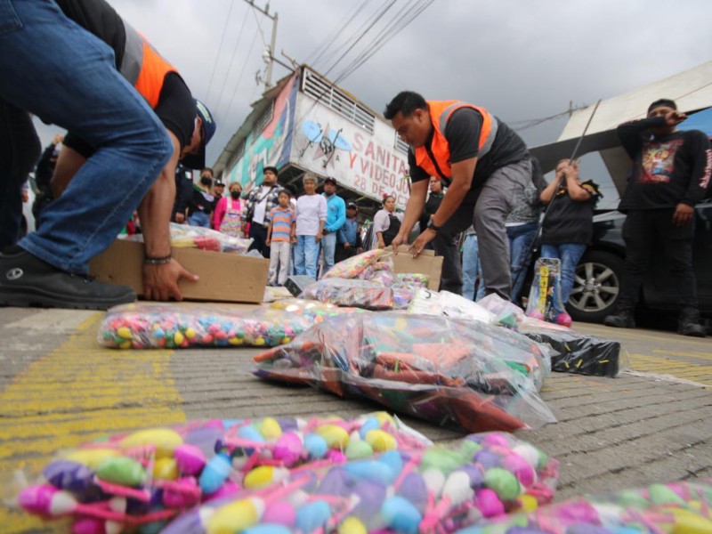 Ayuntamiento confisca 350 kg de pirotecnia en mercados de la ciudad