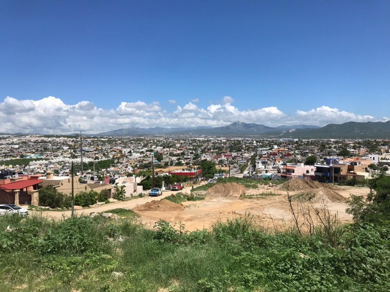 AYUNTAMIENTO DE LOS CABOS CONTINÚA SIN EXTENSIÓN TERRITORIAL