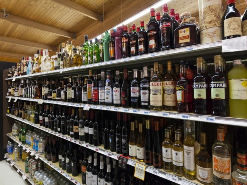 Ayuntamiento de Salina Cruz autoriza venta de bebidas alcohólicas