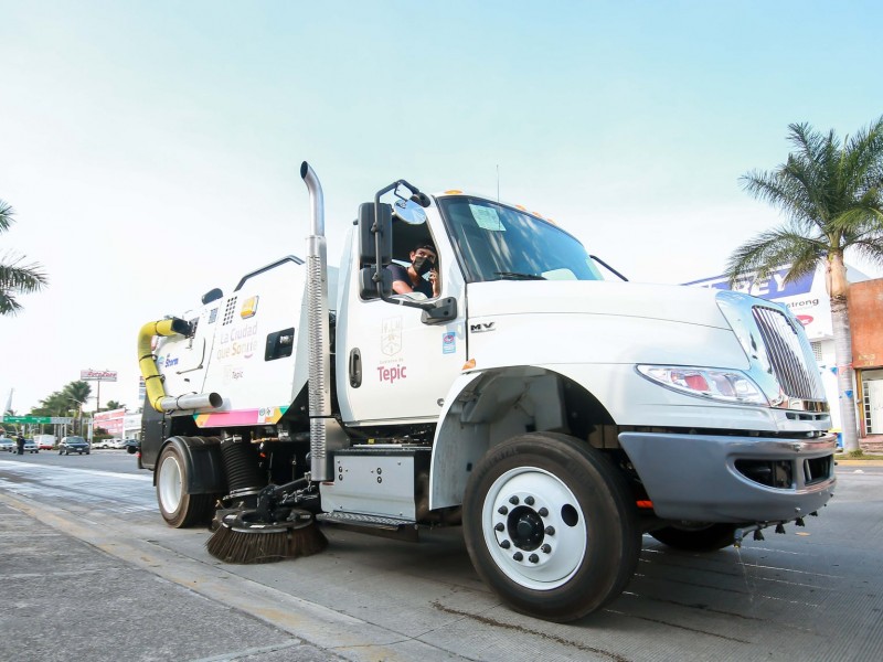 Ayuntamiento de Tepic planea comprar un camión-barredora