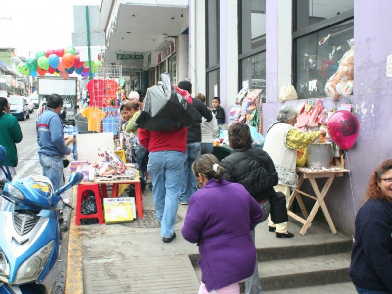 Ayuntamiento propone alternativas para ventas en vía pública