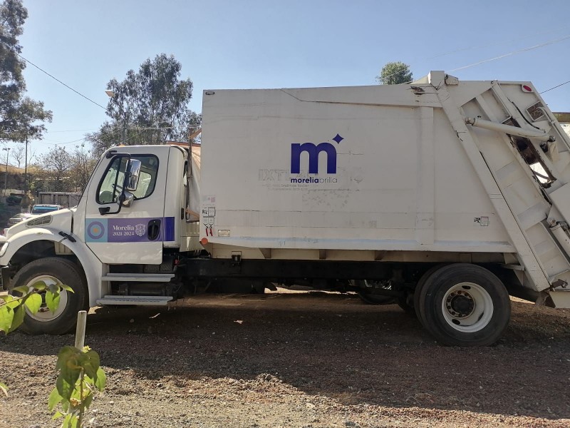 Ayuntamiento recibe en comodato vehículo recolector de basura