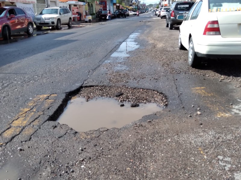 Baches adornan la avenida Río Suchiate