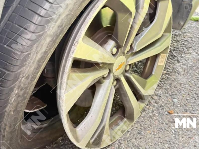 Baches siguen dañando vehículos en carretera Zihuatanejo–Lázaro Cárdenas