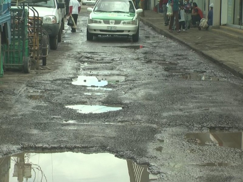 Baches: un mal crónico en la Sánchez Torrado