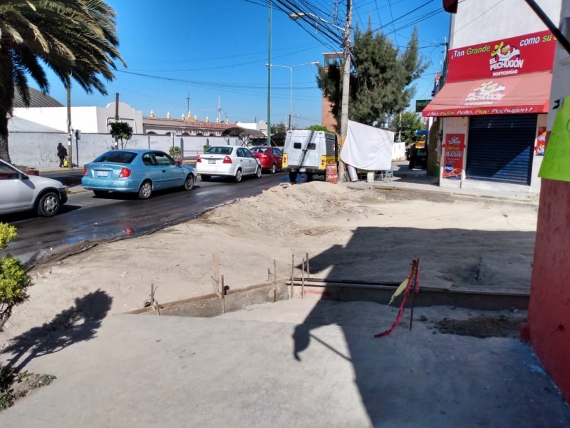 Baches y fugas de agua en unta auxiliar Ignacio Zaragoza