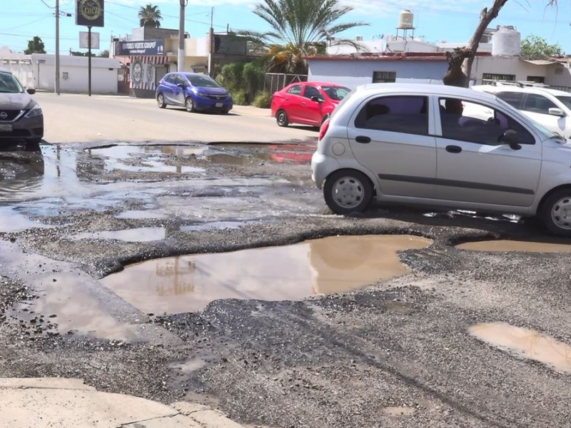 Baches y fugas son las quejas más recurrentes de ciudadanos