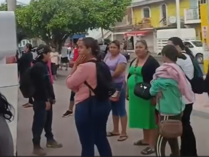 Bahía de Banderas: largas filas por Vivienda Bienestar; fechas y requisitos