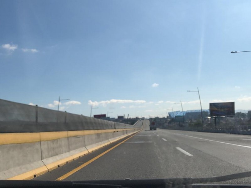 Baja afluencia en viaducto elevado de Puebla