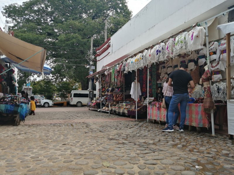 Baja afluencia turística en Chiapa de Corzo, modifican ventas