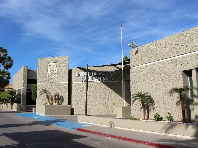 Baja California Sur enfrenta déficit de médicos, enfermeras y camas hospitalarias