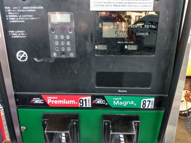 Baja venta de gasolina en un 50%