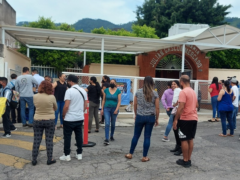 Bajan tendencias suicidas tras regreso al trabajo y escuelas