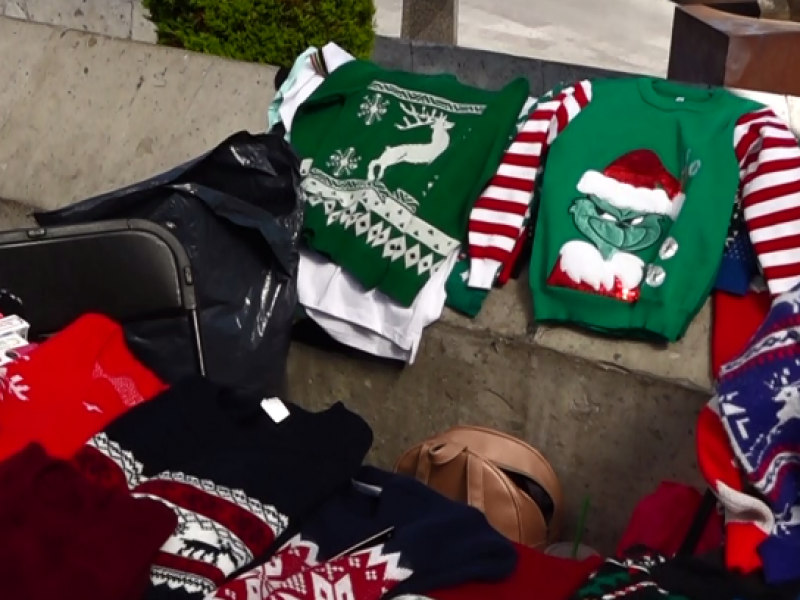 Bajan ventas en bazar navideño de Toluca