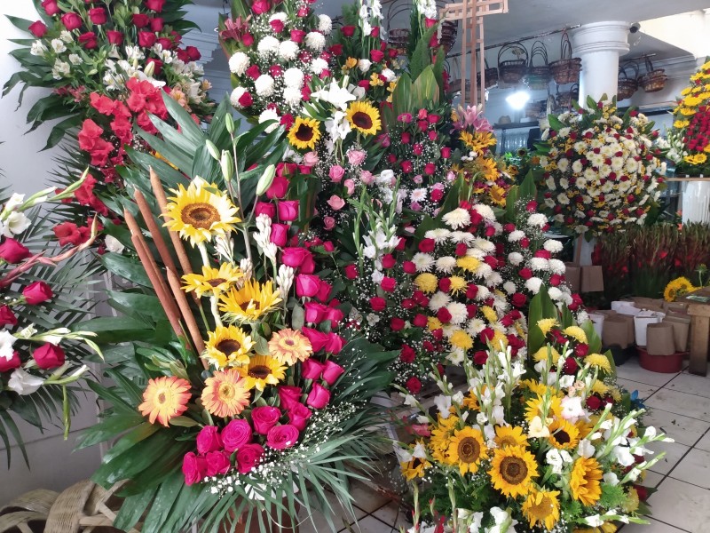 Bajas ventas de flores durante día de muertos